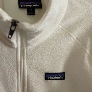 Like new Womens Patagonia fleece full zip